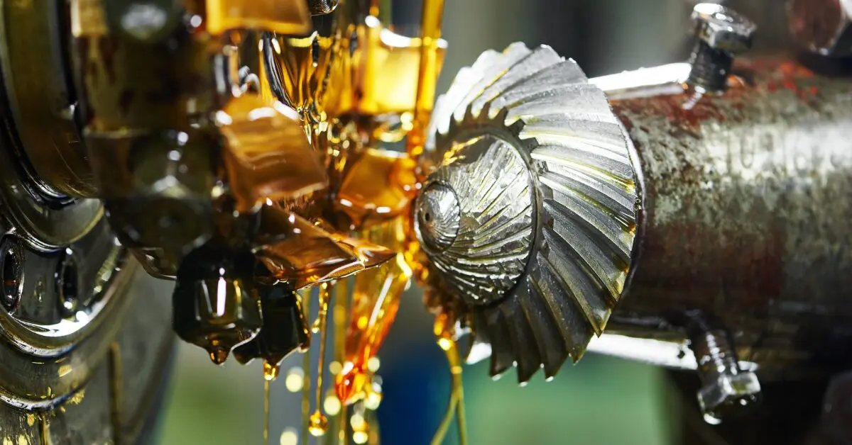 Gechloreerde oliën laten ophalen: veilige en milieuvriendelijke verwerking door AVISTA OIL