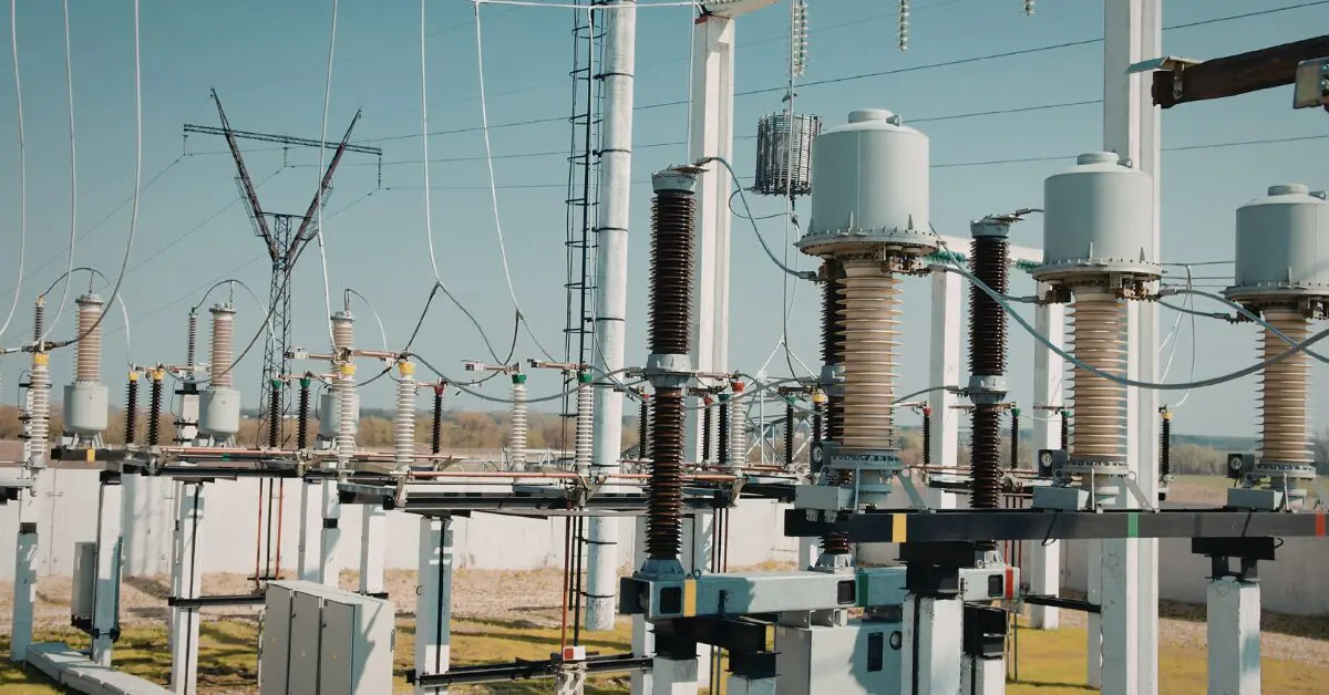 PCB-houdende olie laten ophalen: veilig en verantwoord geregeld