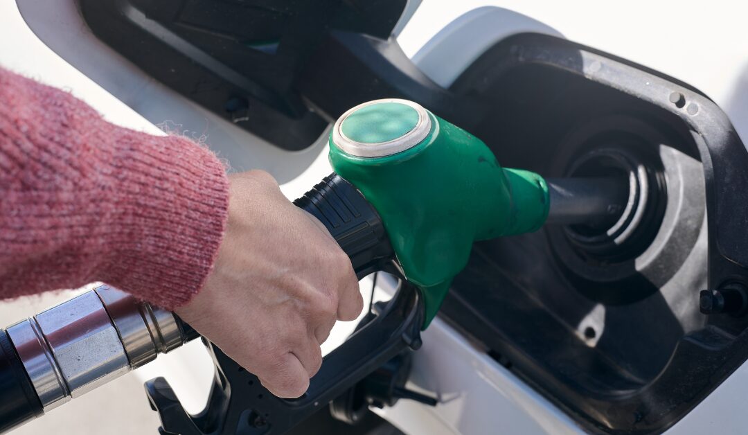 Oude benzine afvoeren: kies voor een veilige en duurzame oplossing